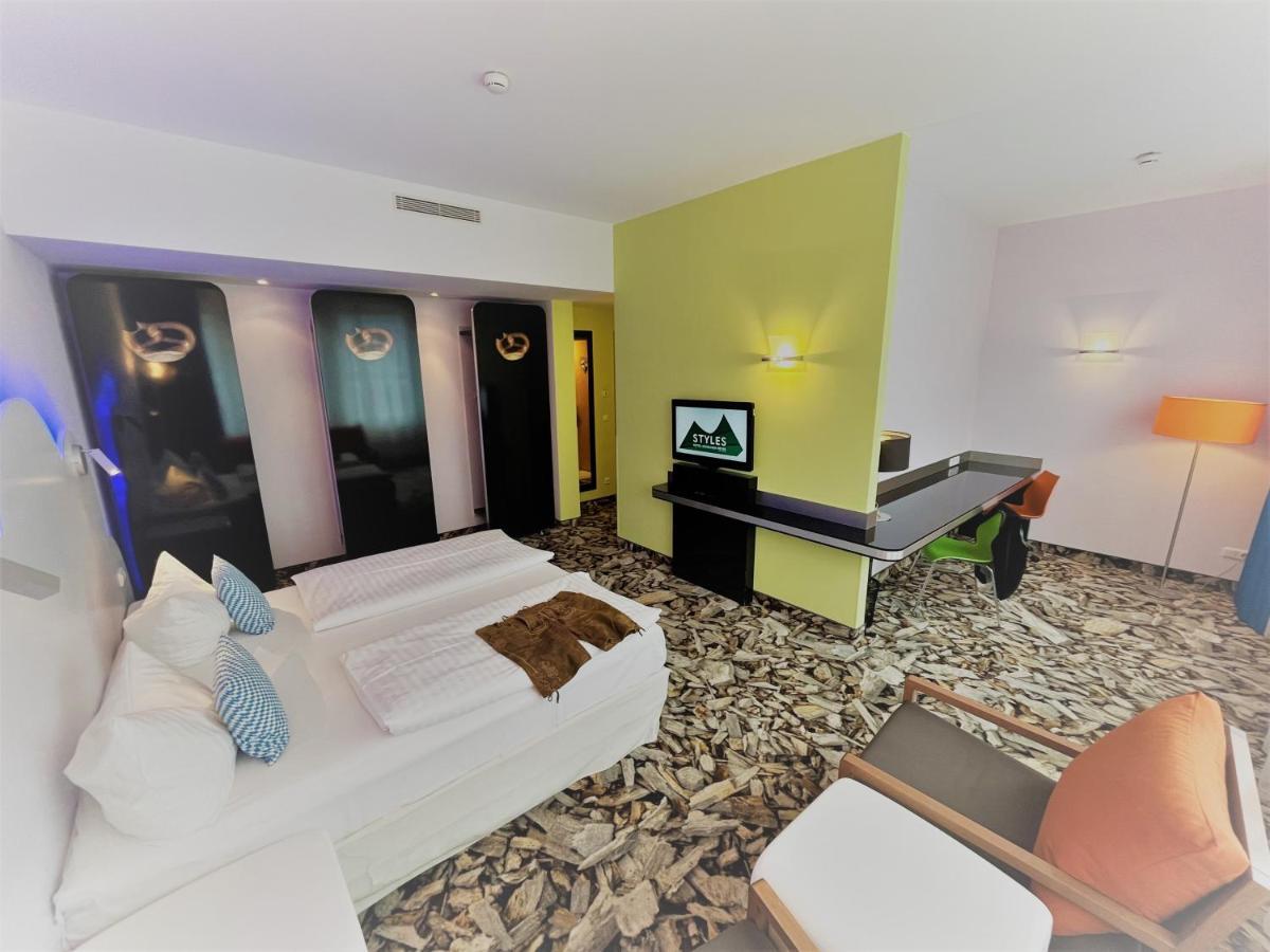 Styles Hotel Muenchen Messe Exterior photo